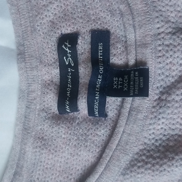 American Eagle Women's Sweater size XXS - Picture 3 of 8